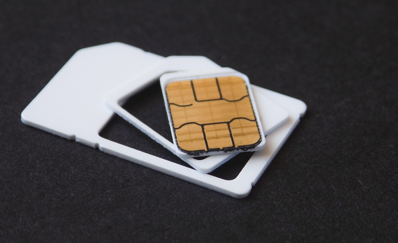 格安SIMを法人で導入するメリットと注意点は？