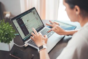 法人向けSIMの比較でテレワーク対応に最適なプランは？