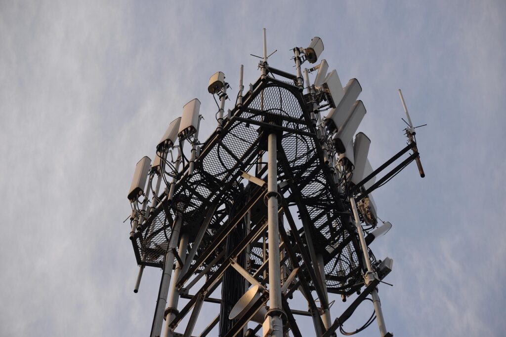 法人向け格安SIMの5G対応プランを比較するポイントは？